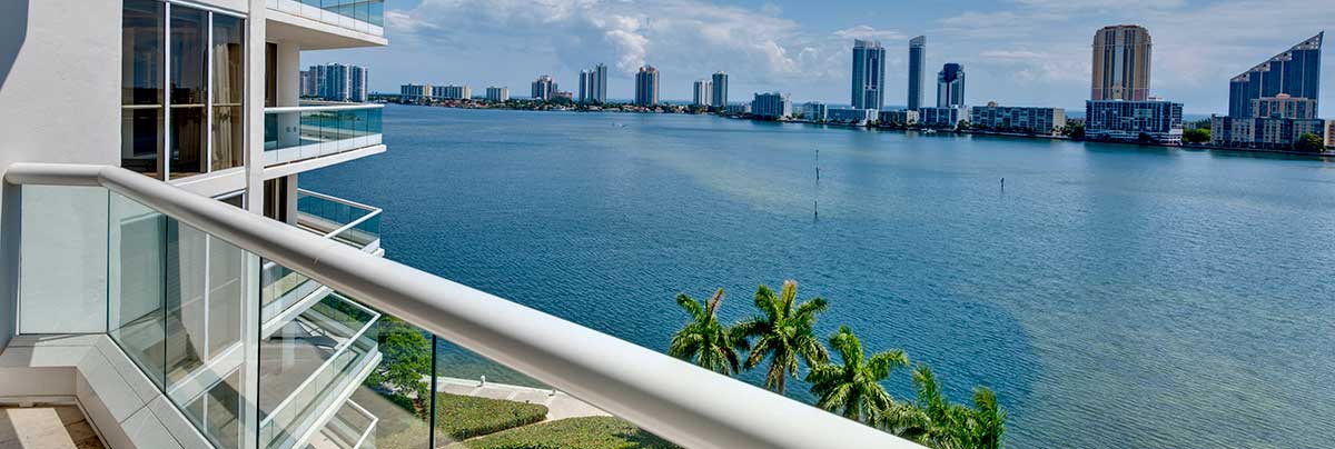 miami condo balcony image