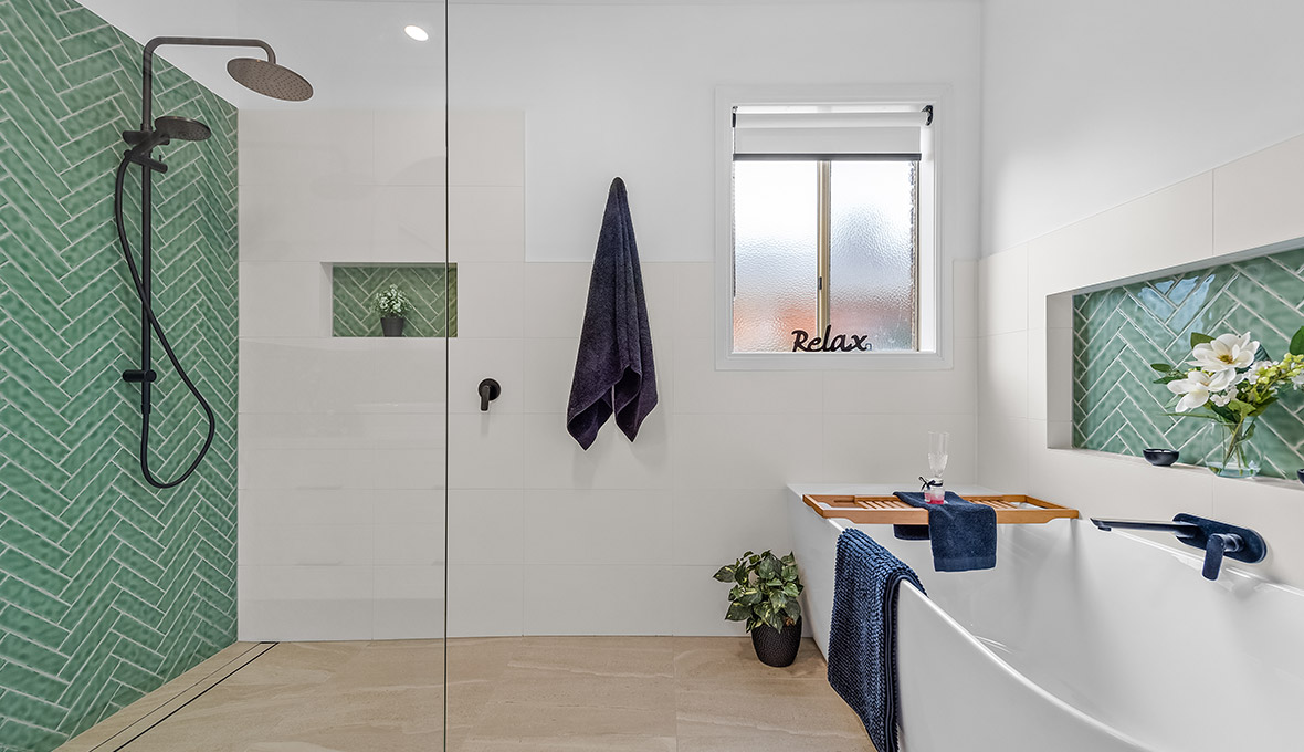 A Bright and Stylish Ensuite In Cranbourne, Victoria