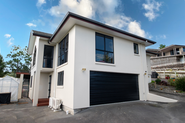 a new roof for Tauranga house