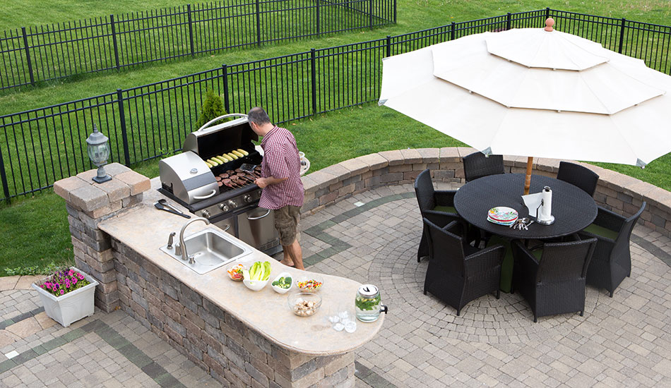 Outdoor Kitchens