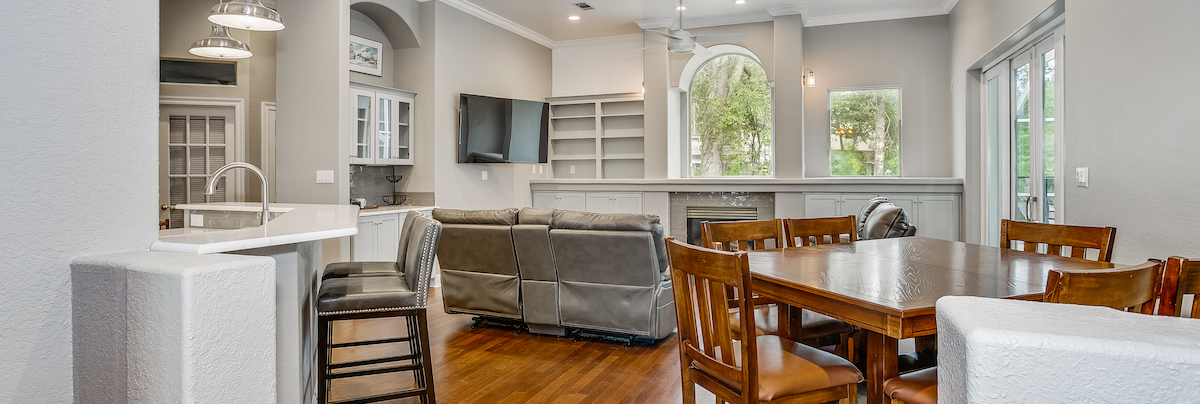 A completed full home remodel project in Sugar Land showcasing a open planned living area. 