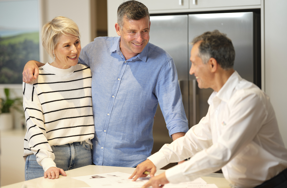 remodeling consultant with clientsl